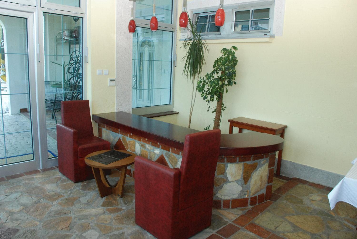 Hotel Tehnograd Кралево Экстерьер фото