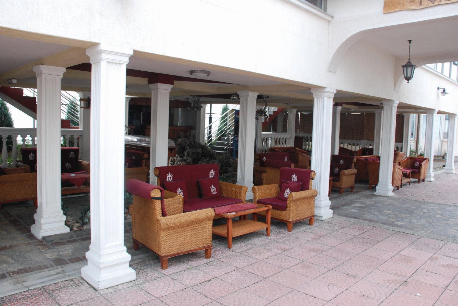 Hotel Tehnograd Кралево Экстерьер фото
